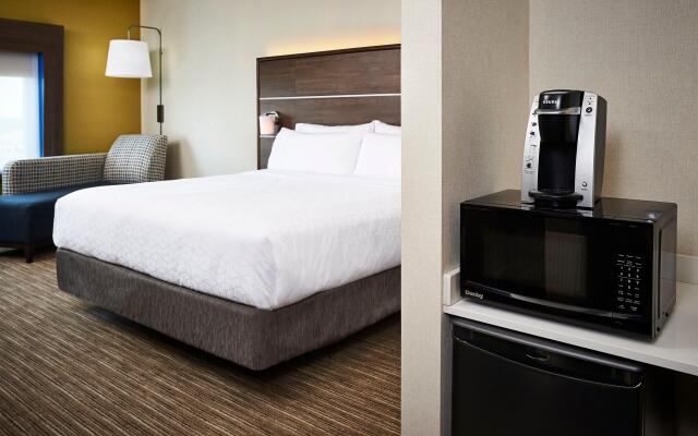 Holiday Inn Express and Suites Brantford by IHG