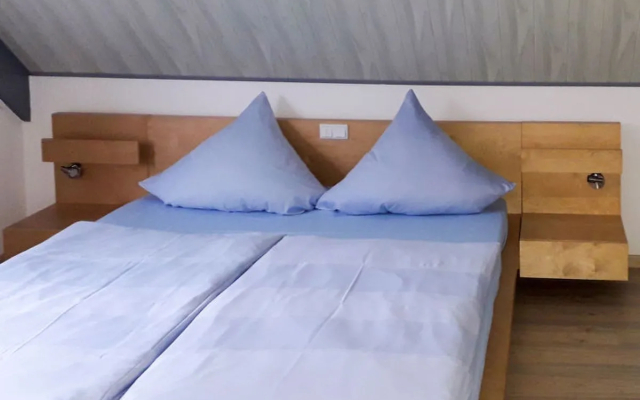 House Tossens Tossens 25097