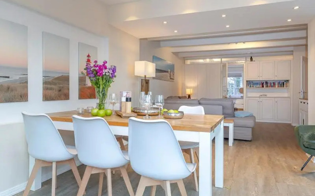 Haus Senwai Surfside 1