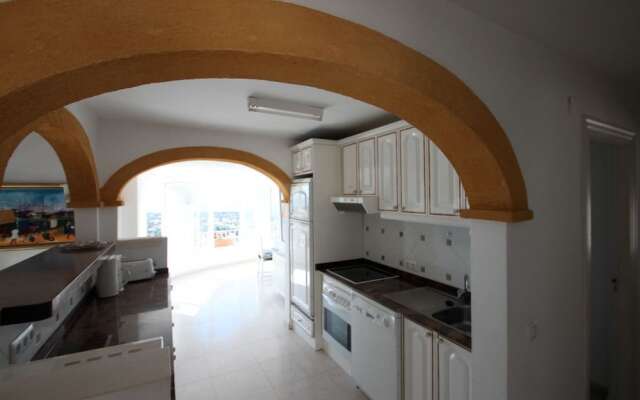 Bellevue - sea view holiday home with private pool in Benissa