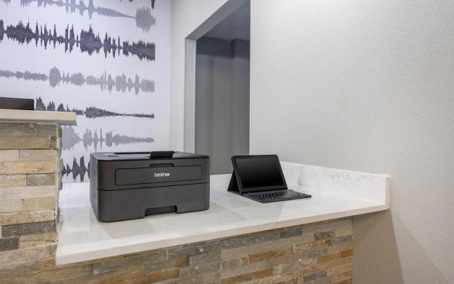 Country Inn & Suites By Carlson Manchester