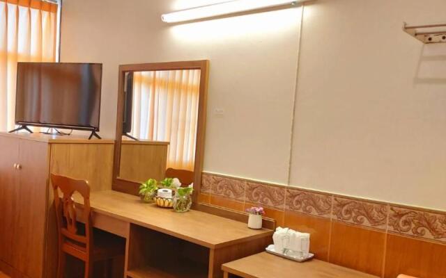 Suriwong Chumphon Hotel