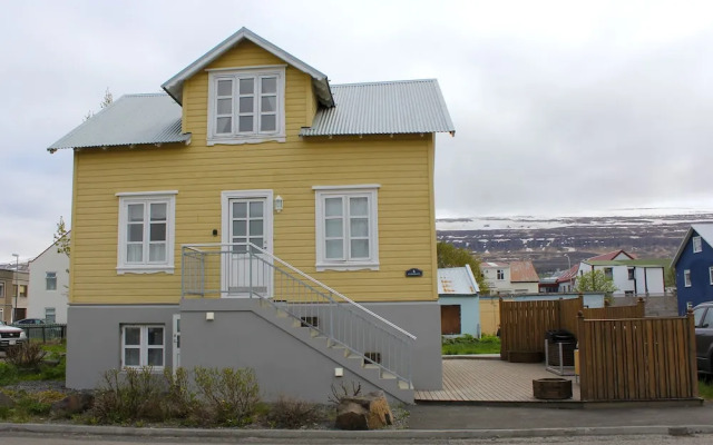 Akureyri City Apartments