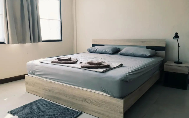 New Apartment Nearby Beach