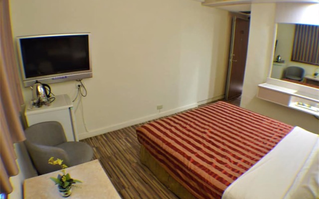 Lo Fo Hotel