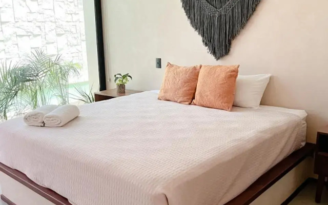 La Veleta Luxury Condos