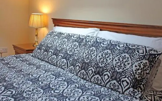 Hillcrest @ Drumlin Lane