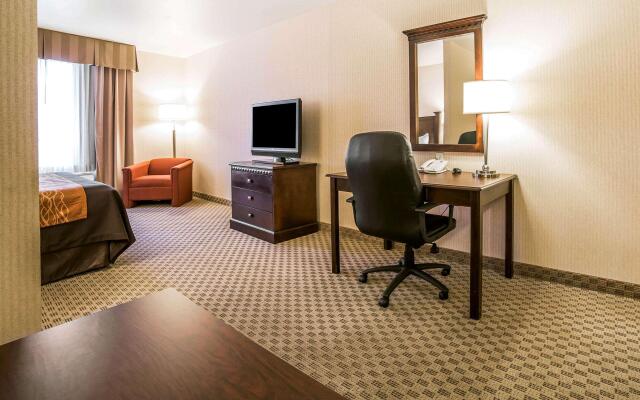 Comfort Inn & Suites Henderson - Las Vegas