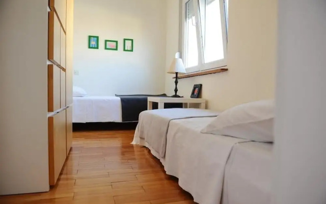 Mirjana - Nearby the sea - A-zoe