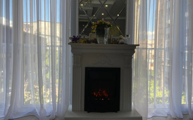 Pushkin street, 2 bedrooms New Euro Renovated, Modern apartment PU524