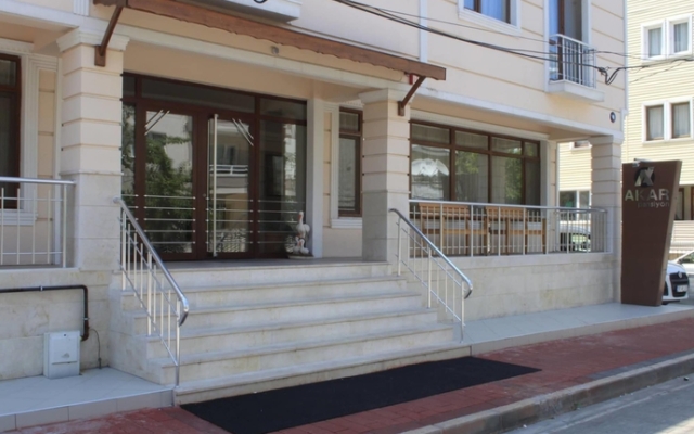Akar Pansi̇yon