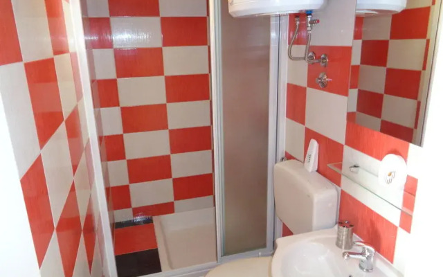 Anna Guesthouse