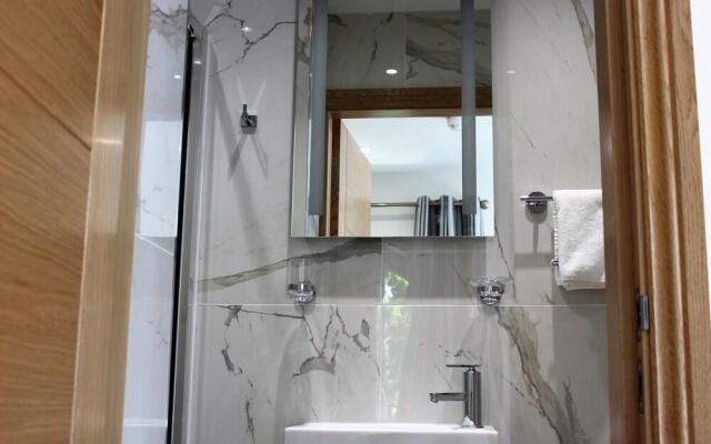 Camden Belmont Hotel