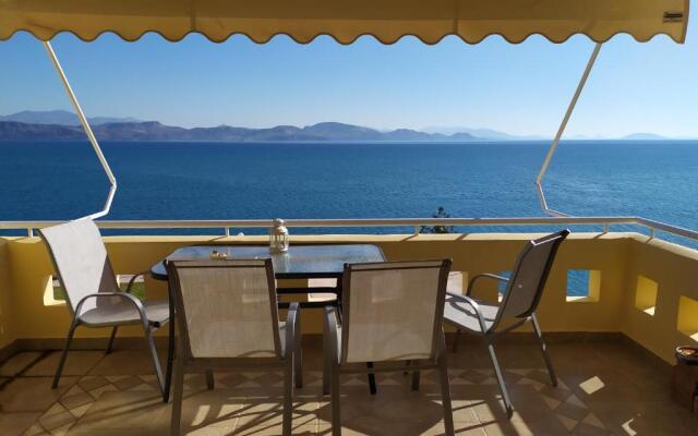 Kiveri Cave Apartment U6, near Nafplio, Kiveri