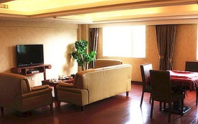 China's Emerging Business Hotel – Hotel Rooms – Guangzhou