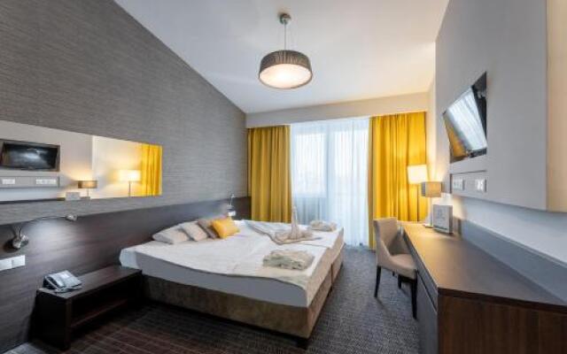 Globall Hotel