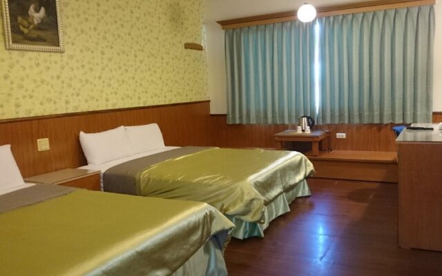 Yoyo Hotel