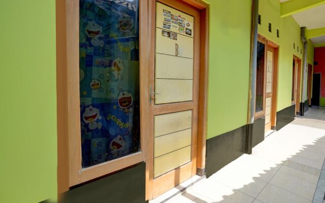 OYO Life 92840 Wisma Morricco