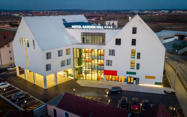 Hotel Garden Hill