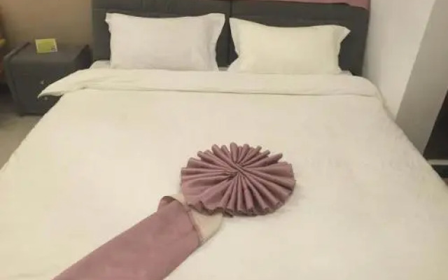 Manifeng Apartment Hotel