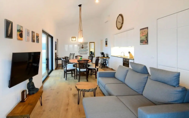 Viva-by the Sea-panorama Penthouse Seget Vranjica