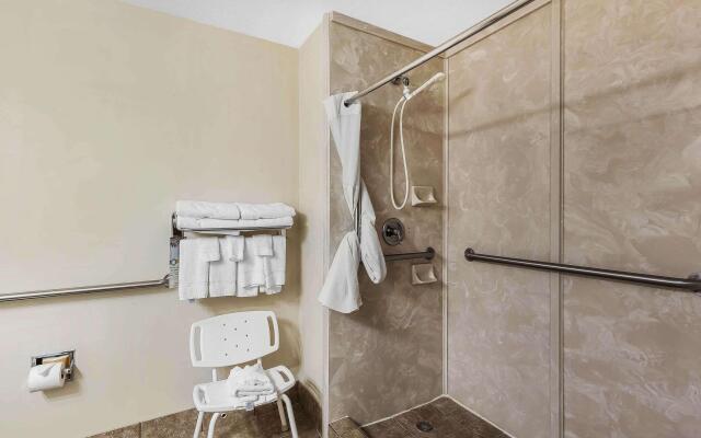 Quality Inn & Suites - Granbury