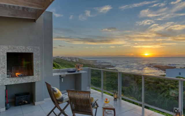 Stanford's Cove Villas