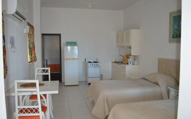 Salt Ash Hotel