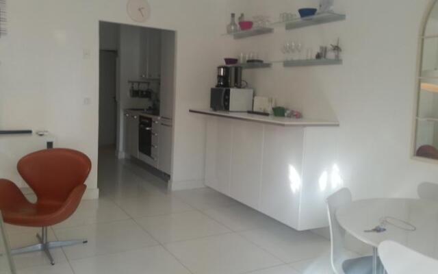Home Rental Croisette Two Bedroom 80