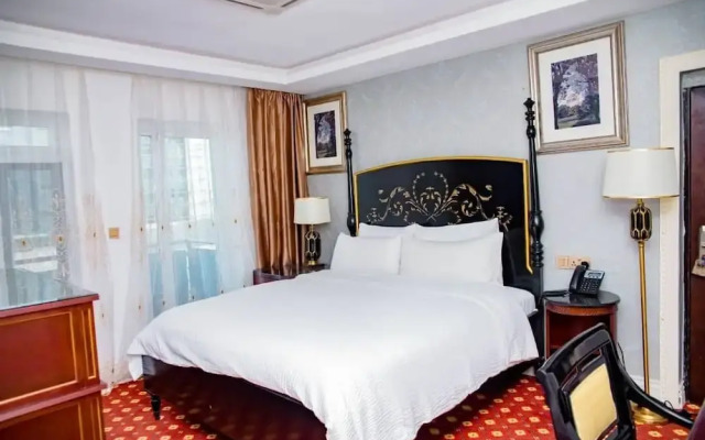 Golden Vista Hotels
