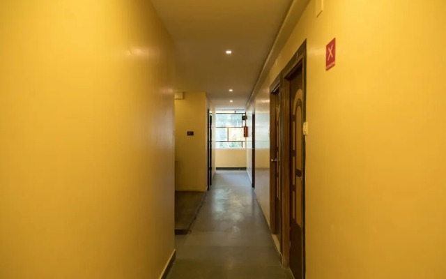 Capital O 4381 Hotel Parashar