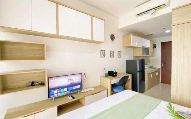 Modern Look and Restful Studio Apartment Springwood Residence Tangerang