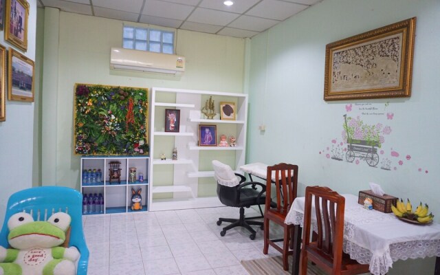 Garden Homestay