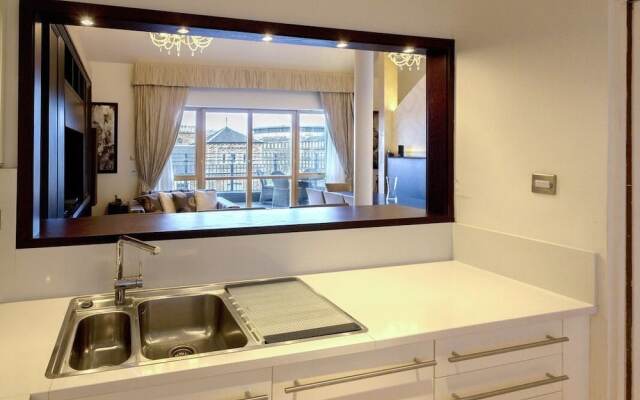 Luxurious Braemore City Centre Apartment