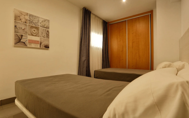 Pins Platja Apartments