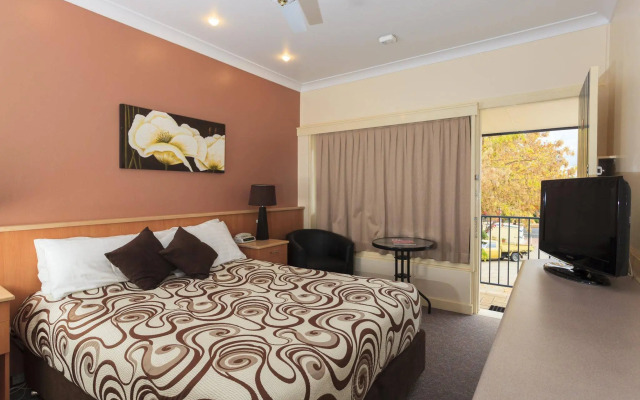 Tumut Farrington Motel