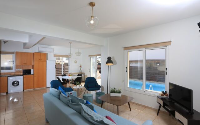 Seabreeze Villa No 4