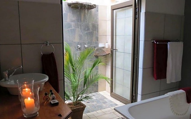 Guinea Feather Country Lodge & Spa