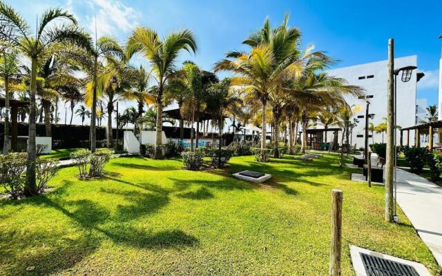 Palmilla Apartments