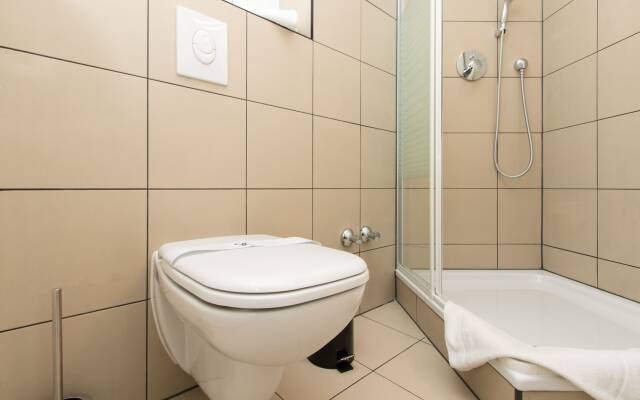Primeflats - Apartments Aroser Allee
