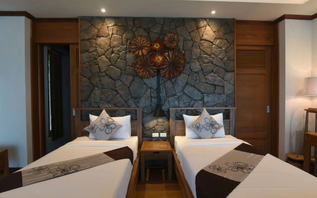 Victoria Cliff Nyaung Oo Phee Island