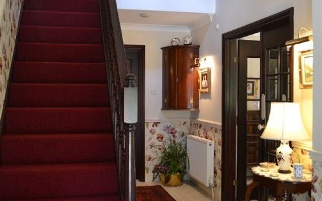 Woods End Bed  Breakfast
