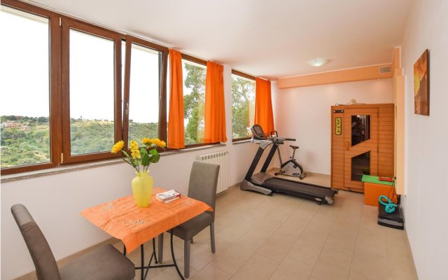 Beautiful Home in Civitavecchia With Sauna, Wifi and 6 Bedrooms