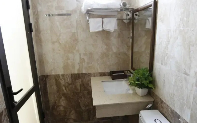Hoang Ngoc Hotel