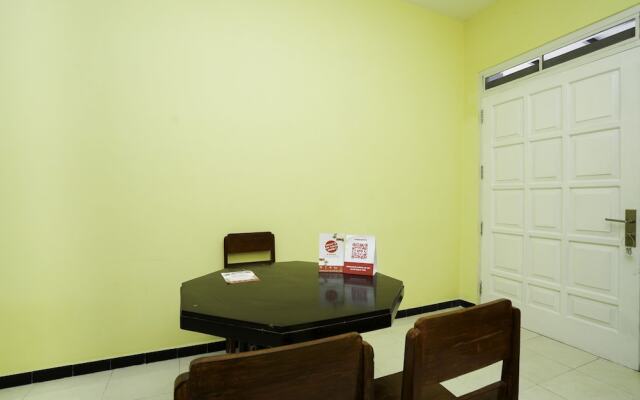 OYO 2663 Jombang Permai Syariah Residence