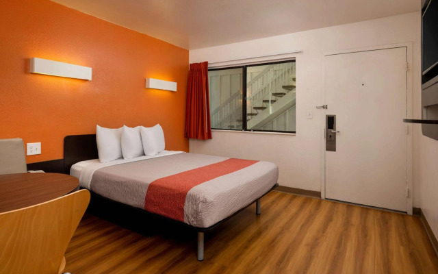 Motel 6 Pismo Beach, CA