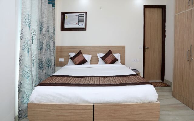 OYO 9380 near Artemis Hospital