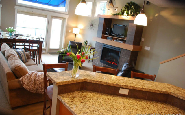 Sooke Harbour Resort & Marina