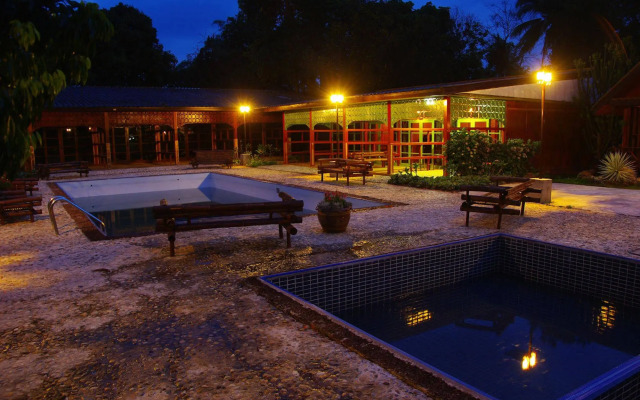Areeya Phuree Resort
