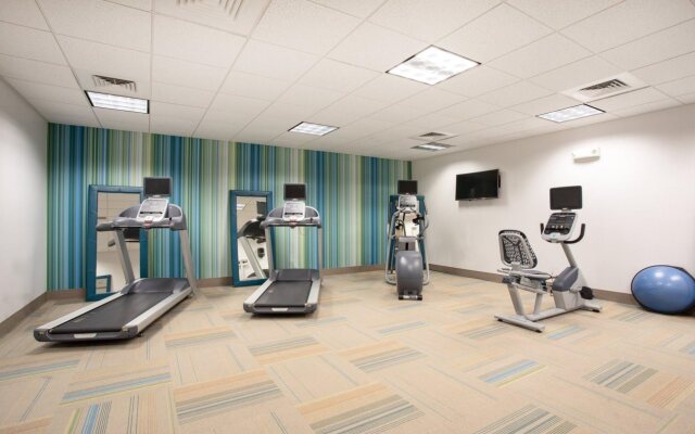 Holiday Inn Express & Suites Manhattan by IHG